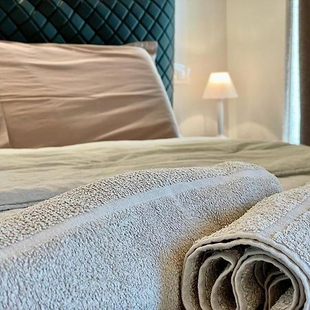 Sottoriva 12 City Center Large Apartment Верона Екстериор снимка
