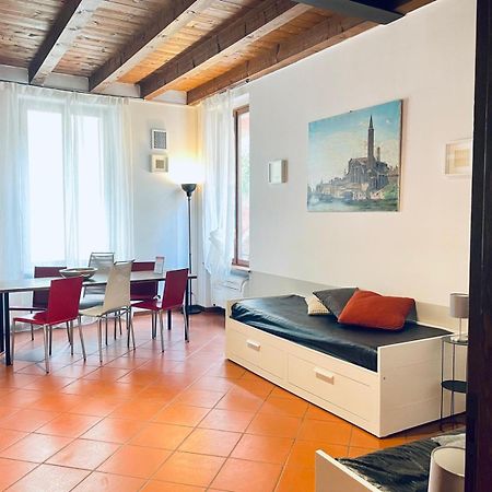 Sottoriva 12 City Center Large Apartment Верона Екстериор снимка